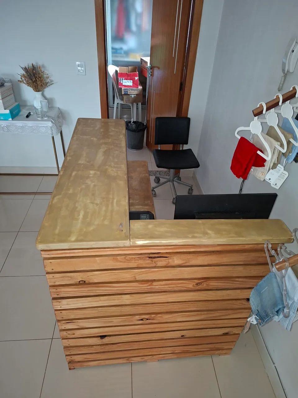 Balcão madeira  pra loja