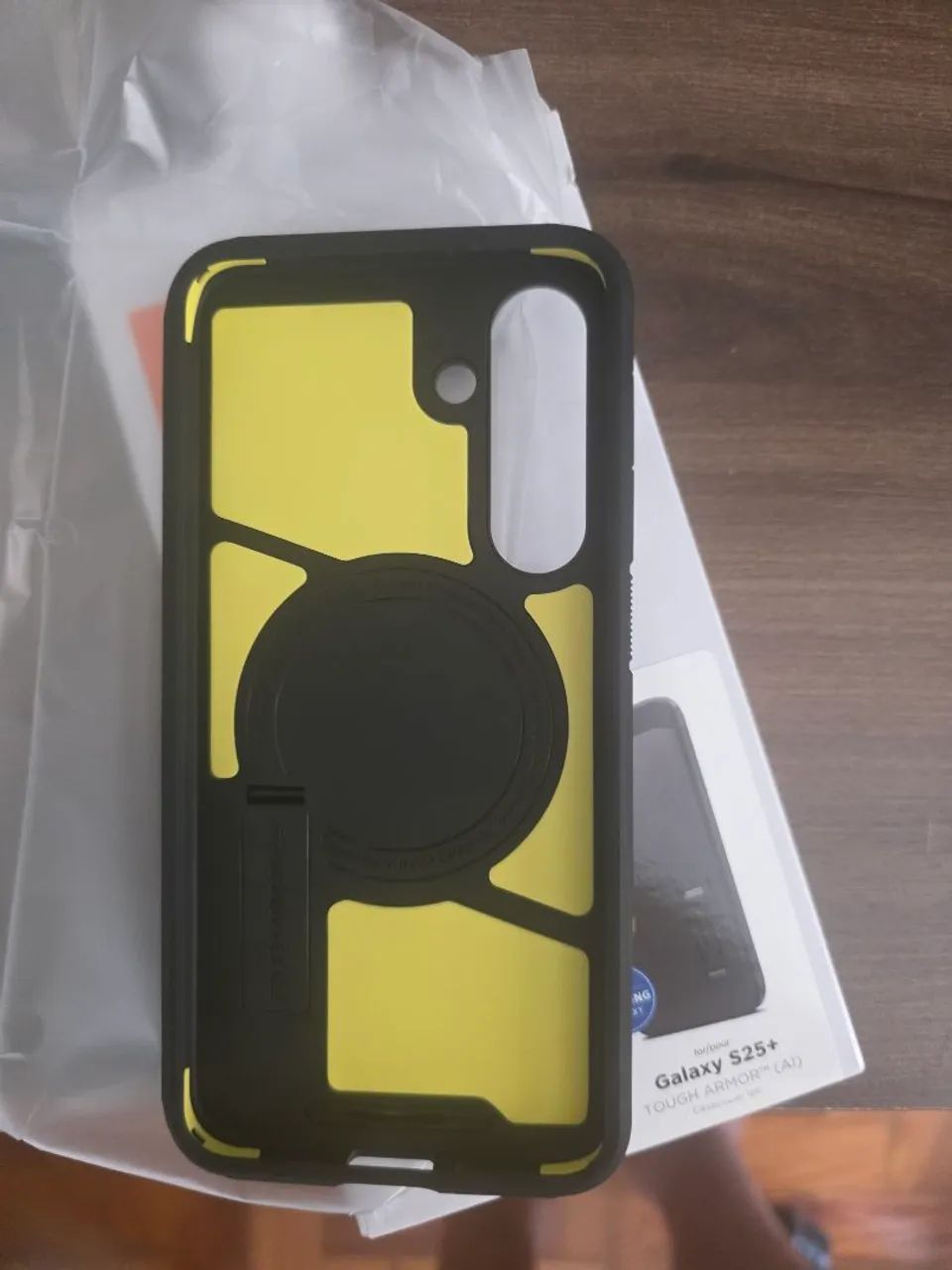 Capa celular Spigen Tough Armor - S25 Plus /S25+ - Foto 2