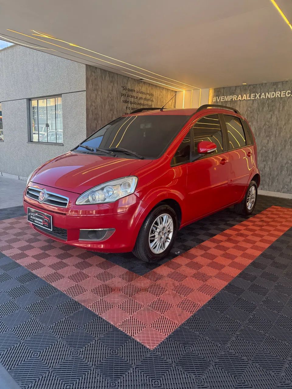 Fiat Idea Attractive 1.4 Fire Flex 8V 5P 2016 - Foto 2