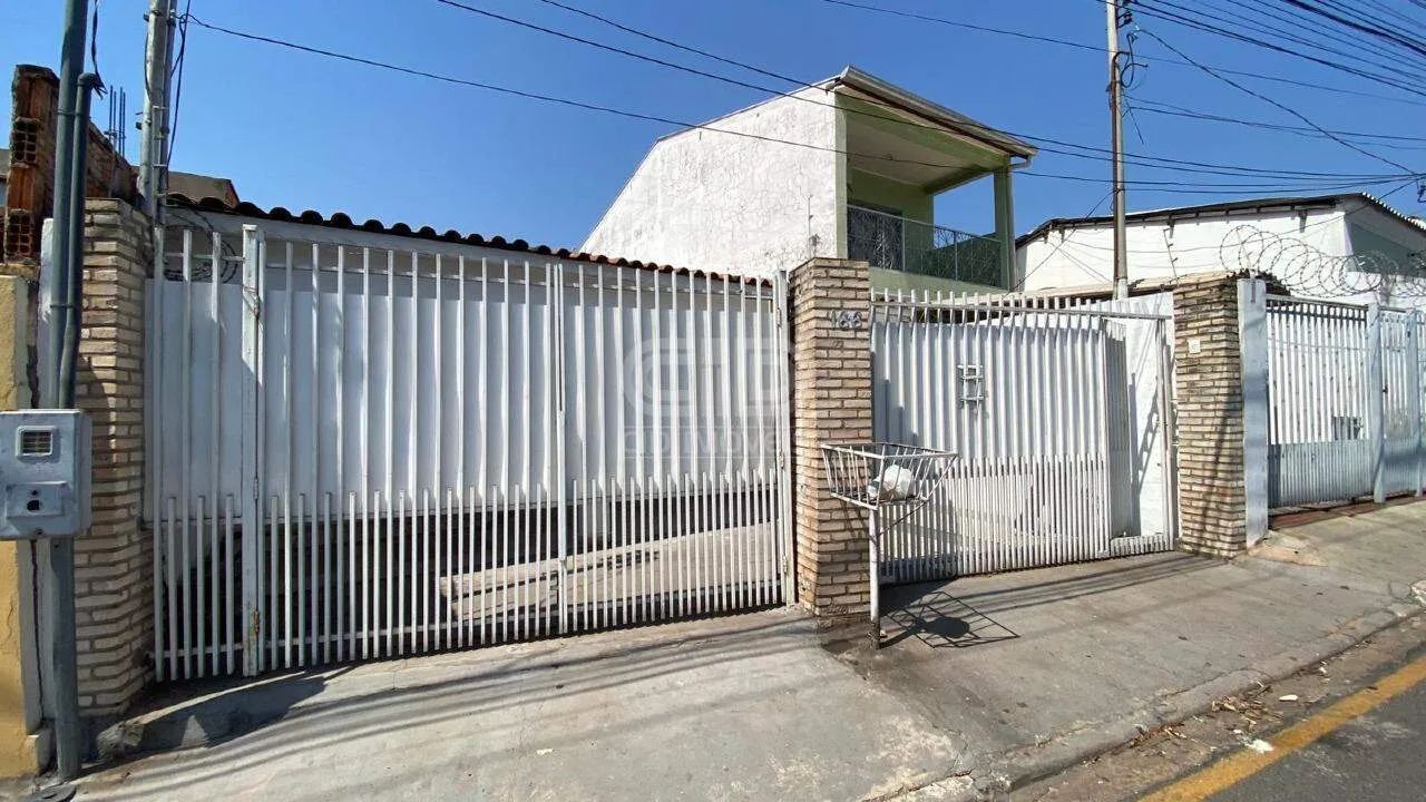 Casa com 3 Quartos no Bairro Lixeira