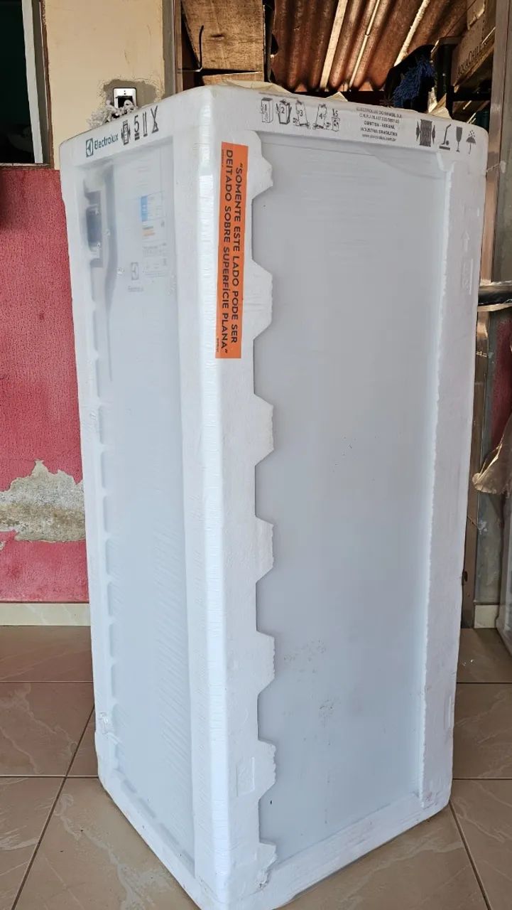 GELADEIRA ELECTROLUX 240 LITROS - Foto 2