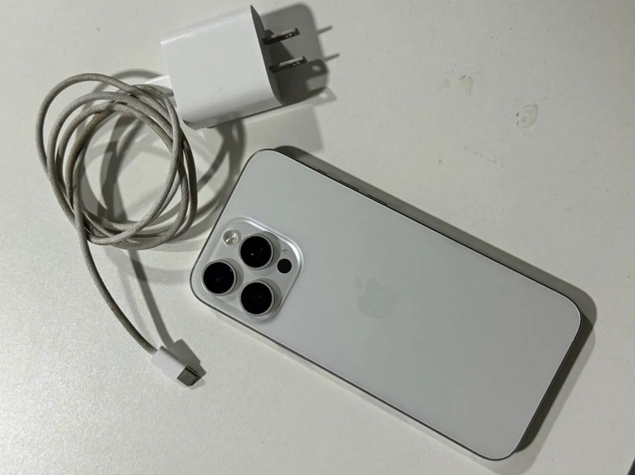 IPhone 15 Pro Max  - Foto 4