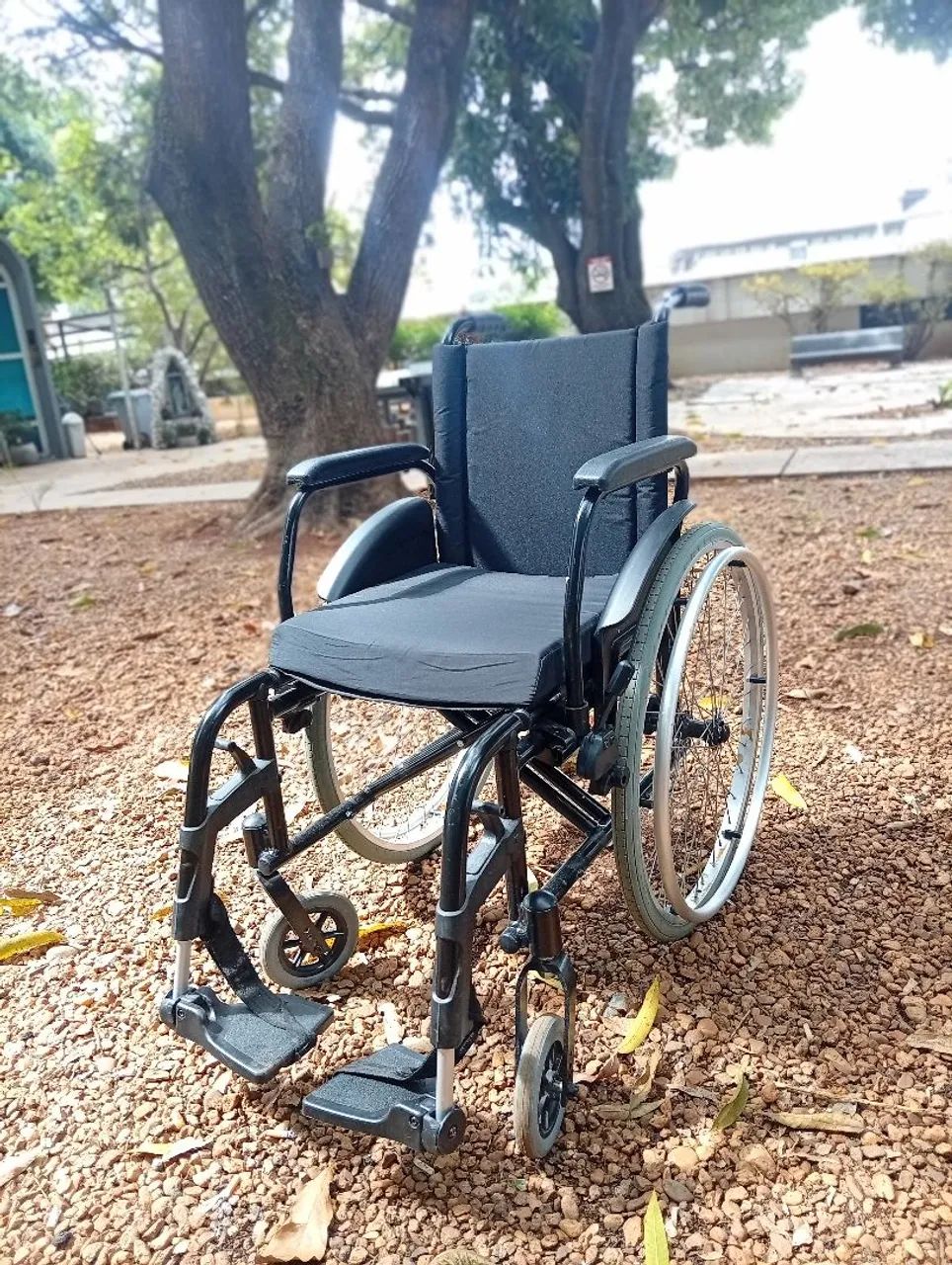cadeira de rodas  - Foto 3