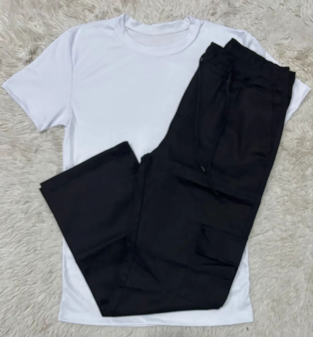 Kit Calça Cargo Balão e Camisa Básica 
