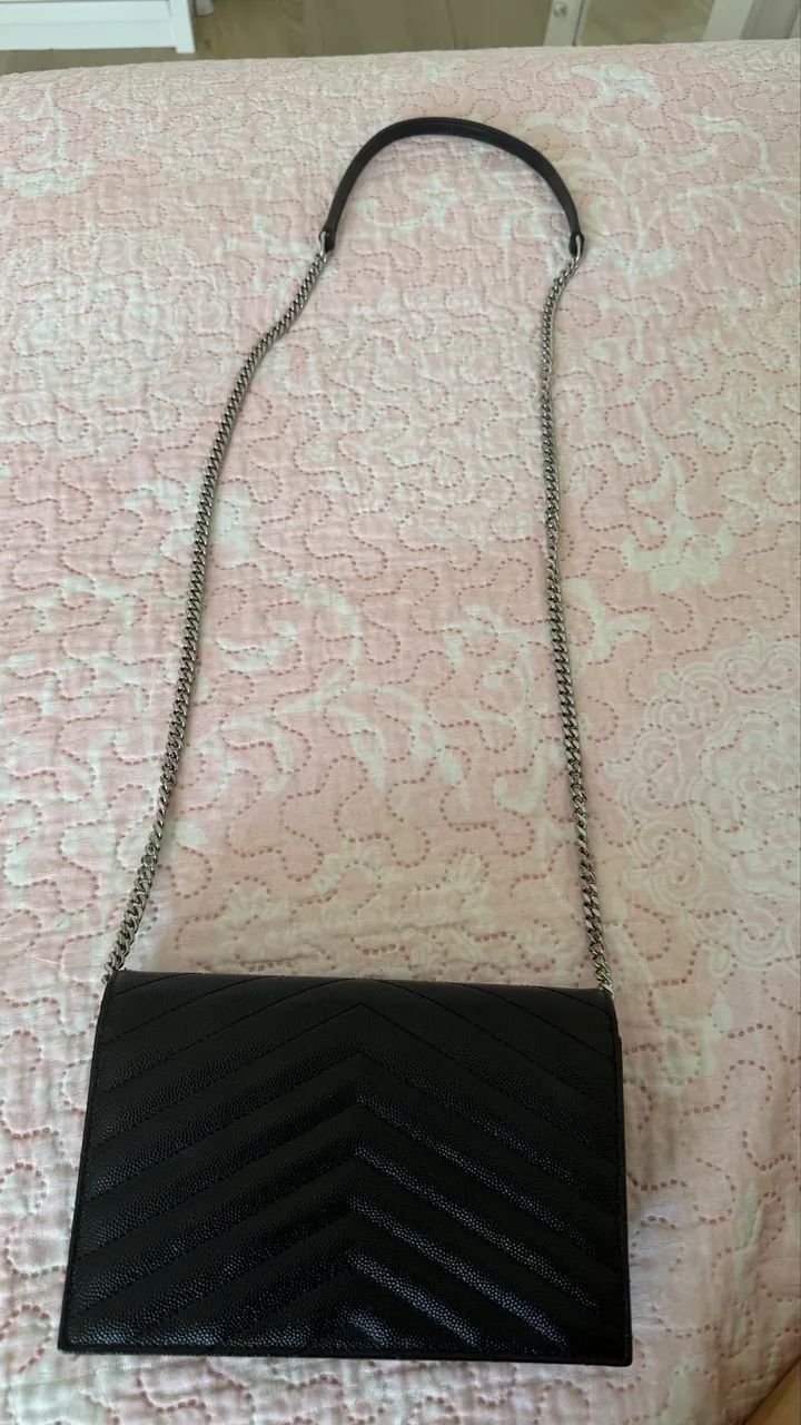 Yves Saint Laurent - Foto 2