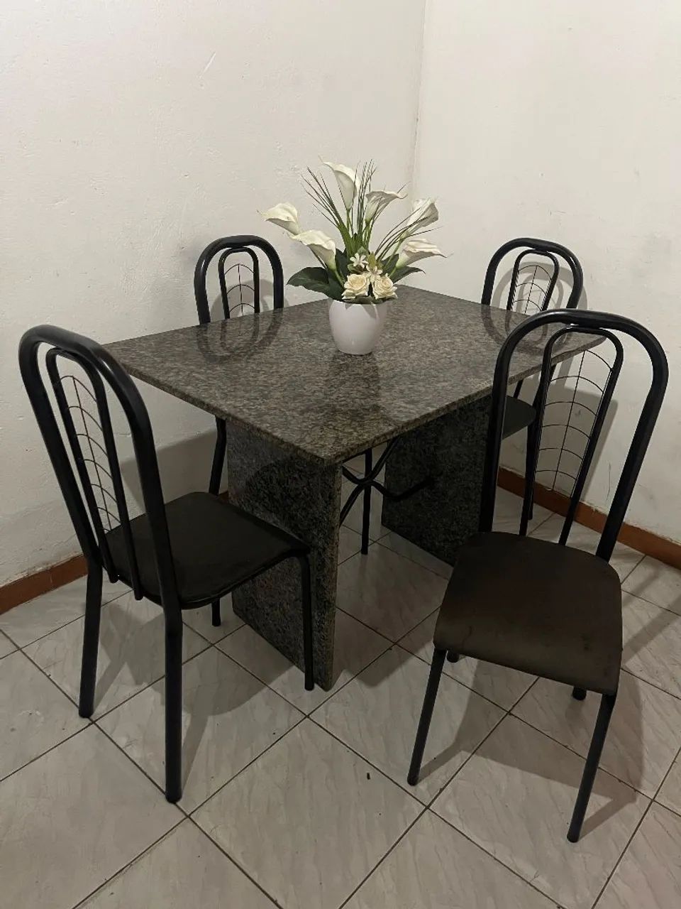 Mesa (faço entrega)