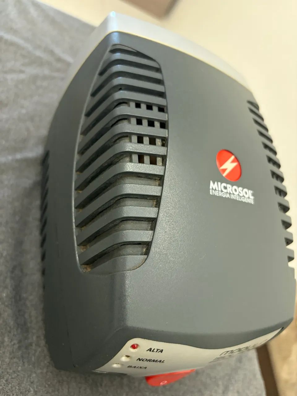 MÓDULO ISOLADOR ESTABILIZADO MICROSOL 400 VA - Foto 4