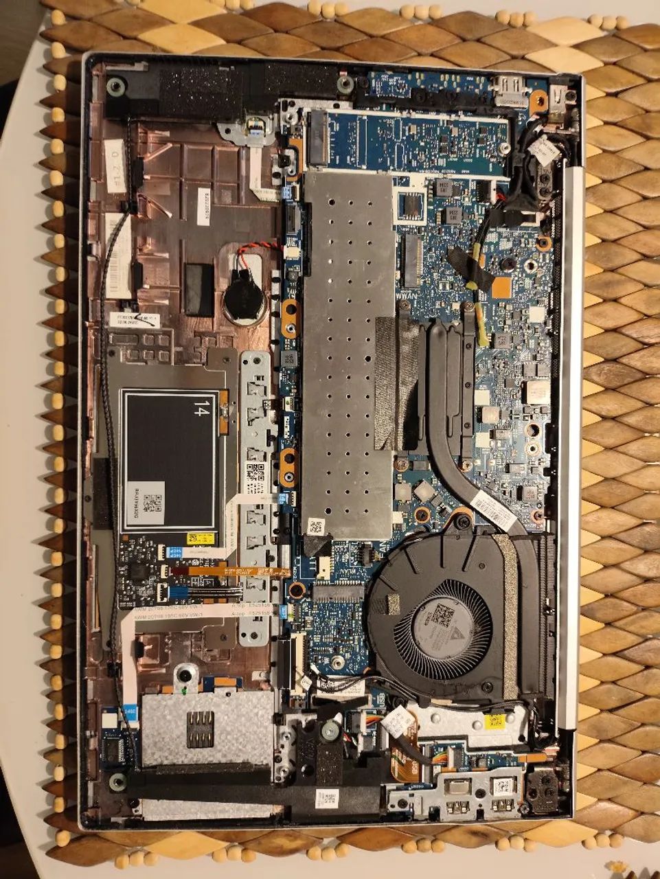 Notebook Hp elitebook 840 g8 (leia a descrição) - Foto 3