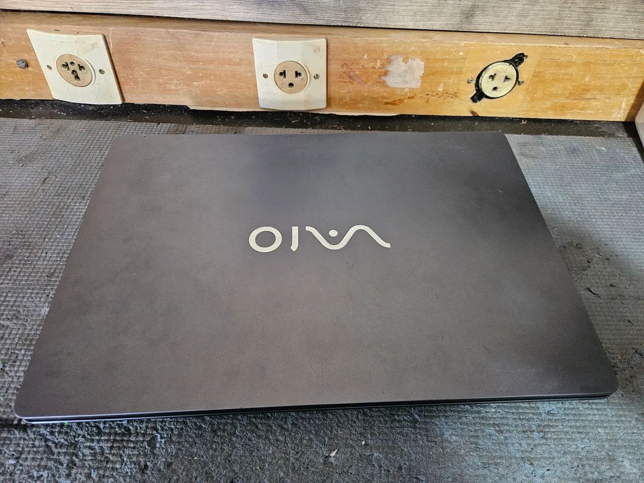 Notebook Vaio Core i5 7ª Geração, 8GB RAM - Excelente Estado - Foto 2