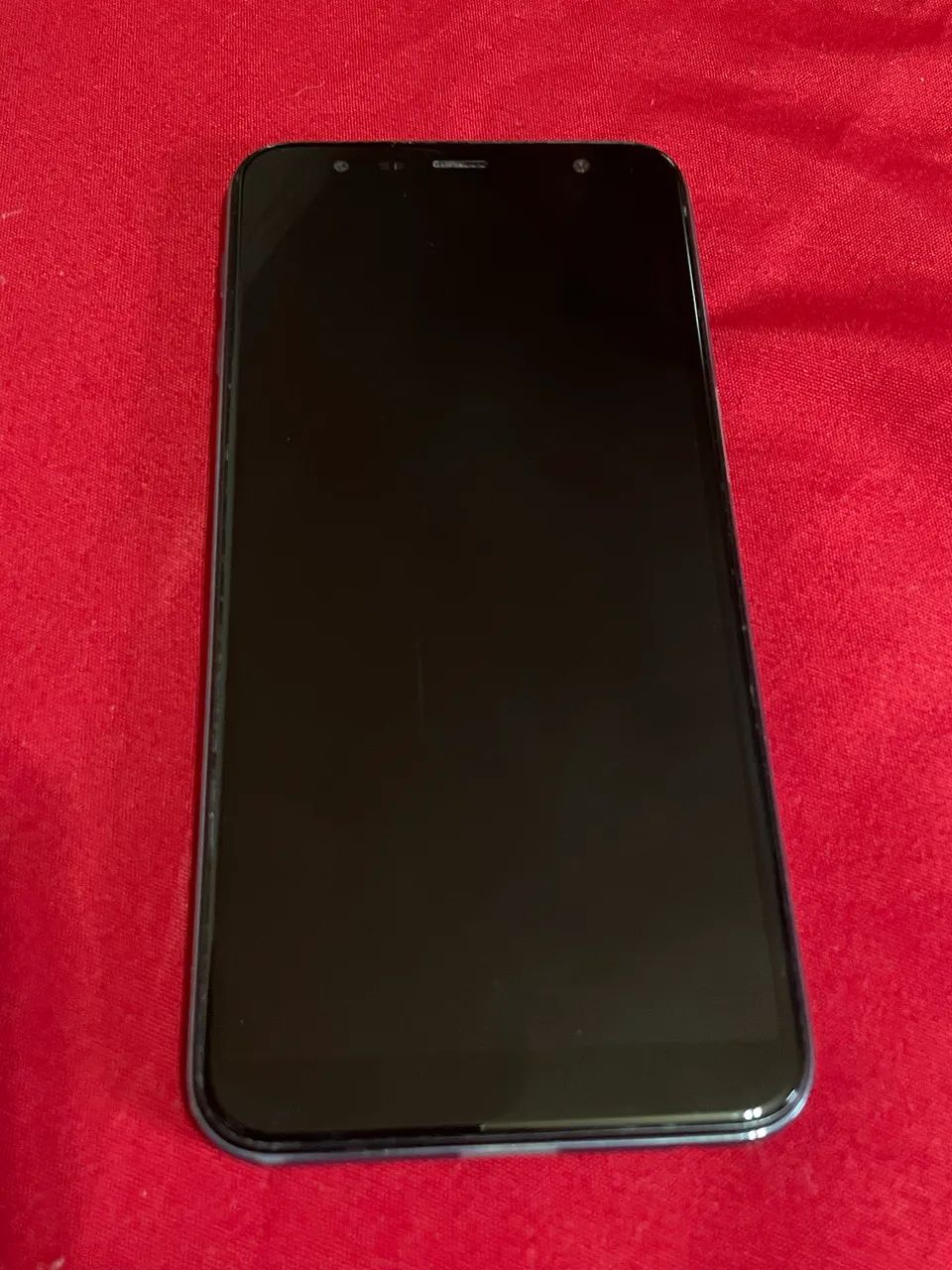 Celular J6 Plus em bom estado