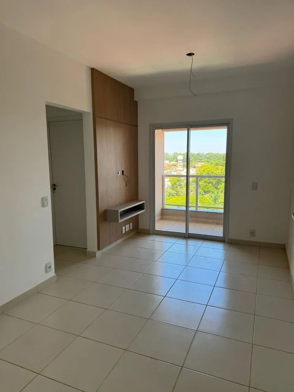 Apartamento à venda 2 dormitórios com varanda gourmet - Iracemápolis/SP.