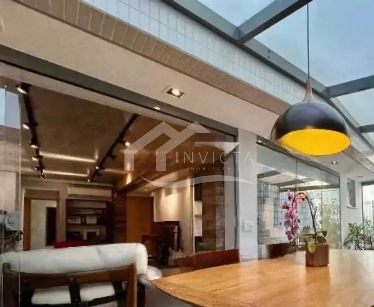 Maravilhoso 3 quartos na Lagoa reformado e com área externa ! - Foto 3