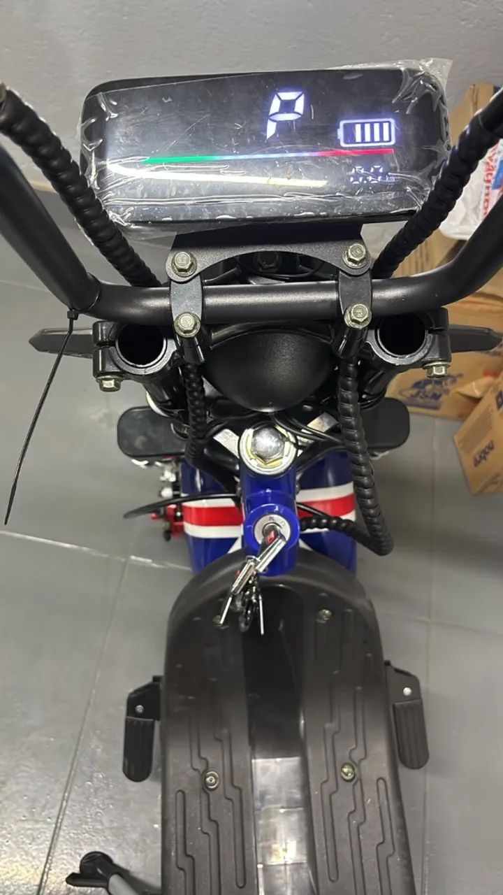 MOTO ELETRICA ZERADA AINDA PLASTICO  - Foto 3