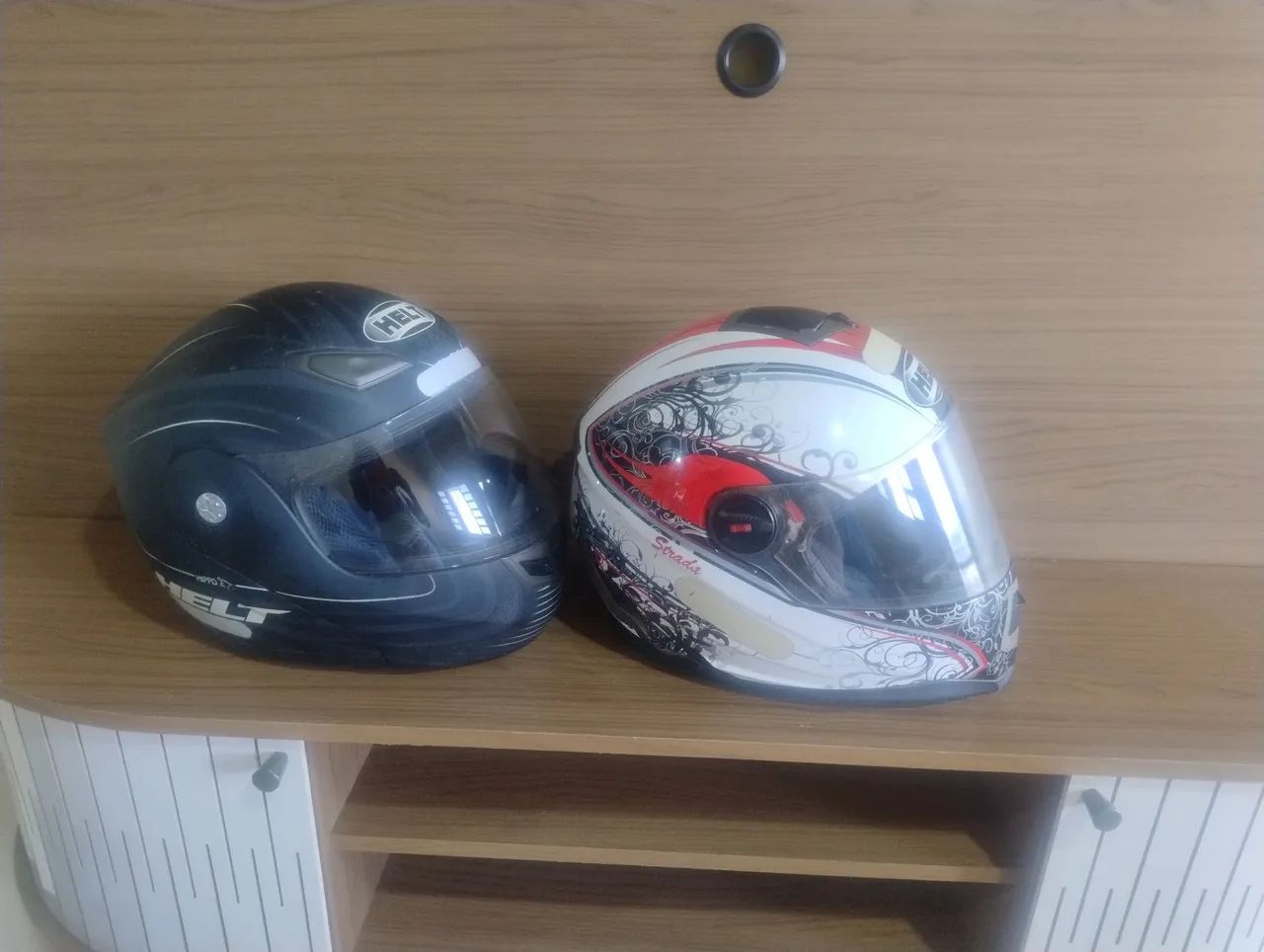 2 capacetes Helt 150,00