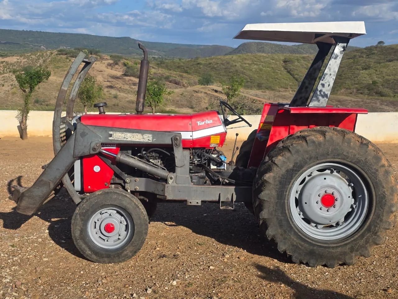 Trator MF 290 4x2 reduzido  - Foto 5