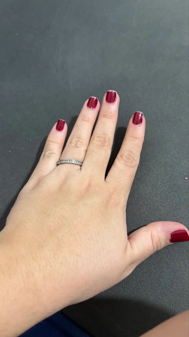 Anel Vivara Prata com Zircônias (Aro 19) - Foto 3