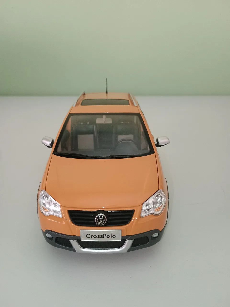 Vw cross polo 1:18 - Foto 2
