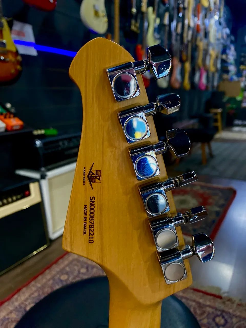 Guitarra Studebaker Mustag usada  - Foto 3