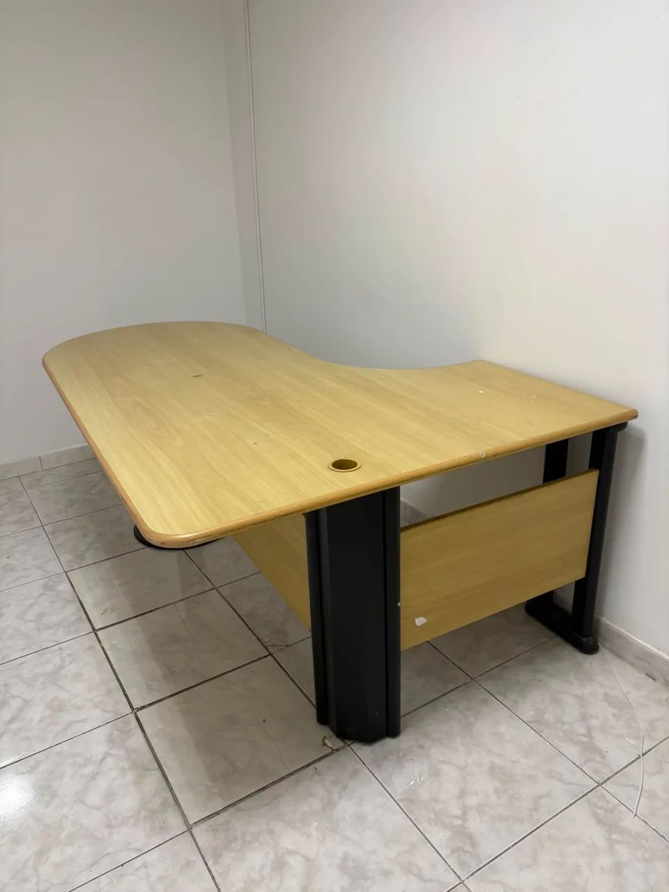 Mesa escritório em L  - Foto 4