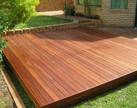 Deck de madeira para área externa 