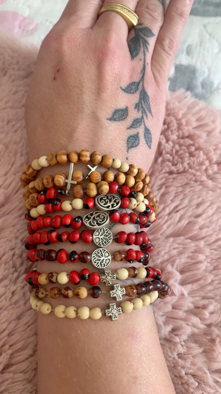 Kit de Pulseiras Artesanais com Sementes de Huayruro Peruano - Proteção e Prosperidade