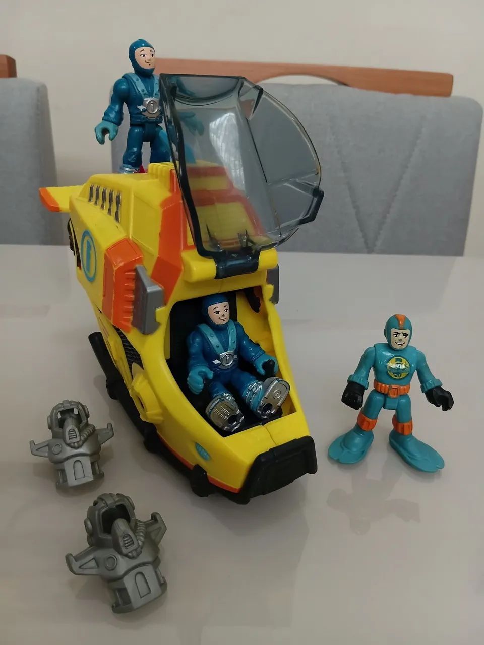 Submarino imaginext com 3 bonecos  - Foto 4