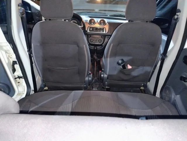 Fiat Uno WAY Celeb. 1.0 EVO Fire Flex 8V 5P 2014 - Foto 3
