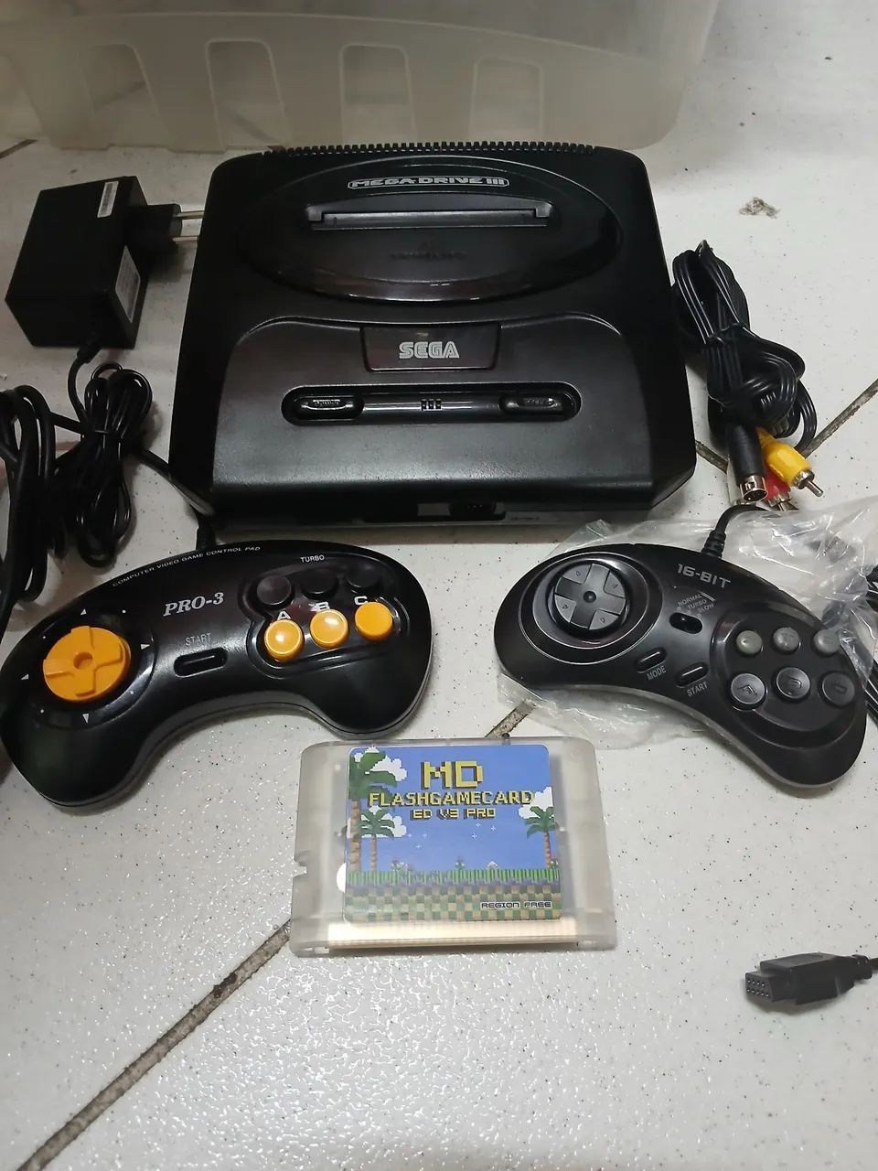 Mega Drive 3 completo com Everdrive