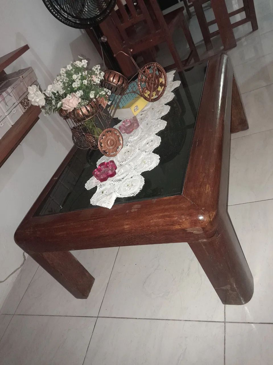Mesa de centro em angelim 