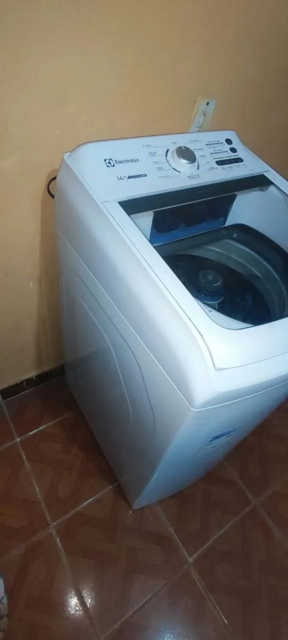 Máquina de Lavar Electrolux 14kg  - Foto 5