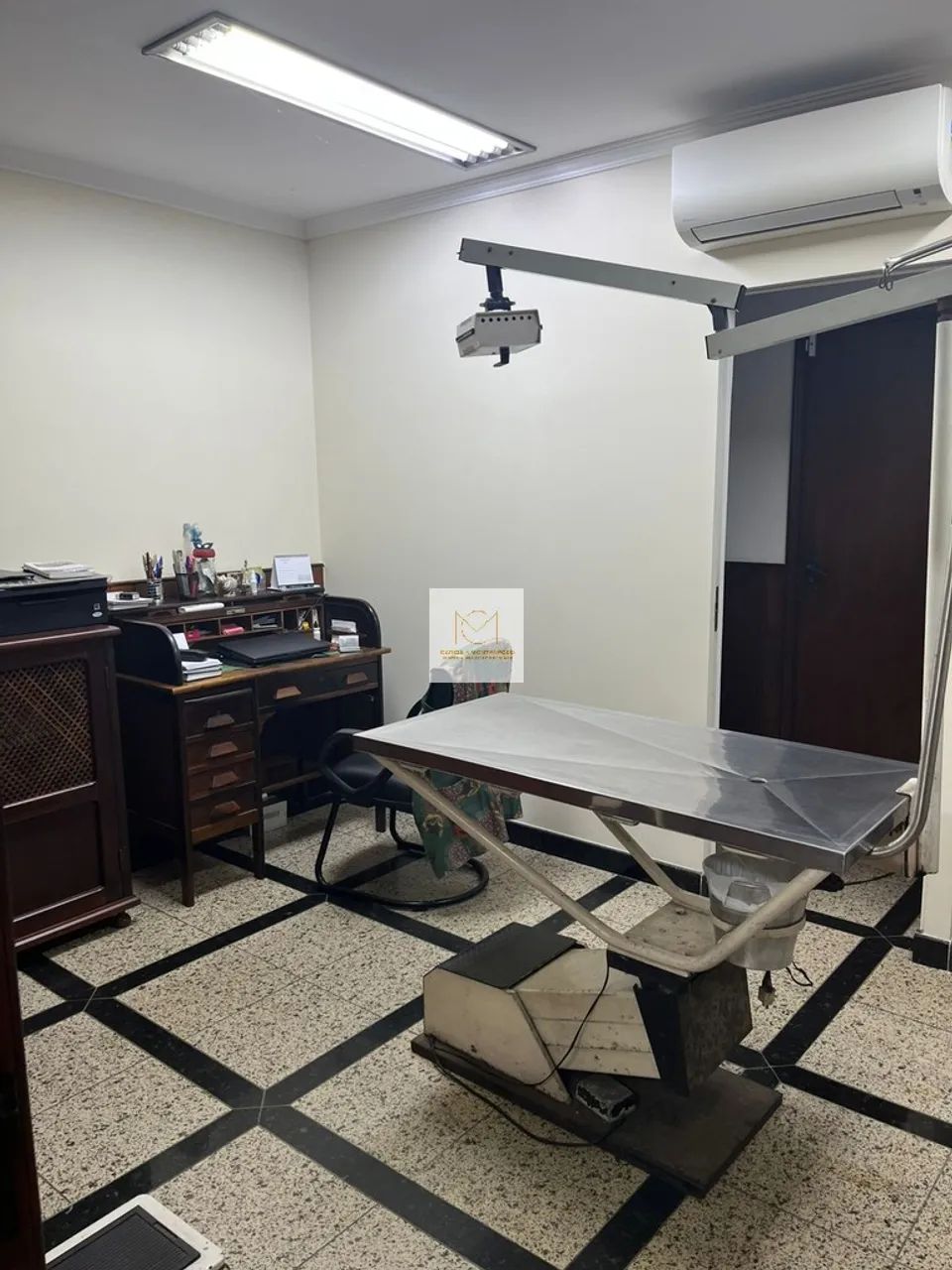 Ponto Comercial na Vila Belmiro: Sobrado de 227m² com Piscina e Loja - Foto 5