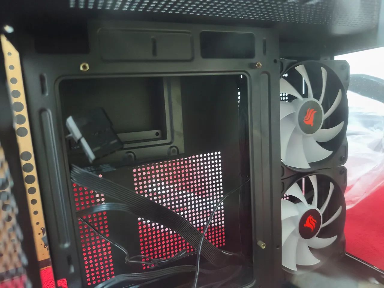 Gabinete Atom x Premium gaming case  - Foto 2