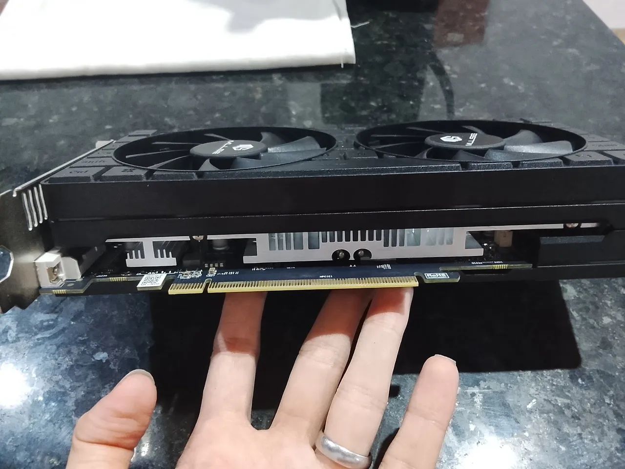 Placa de vídeo RTX 580 Mllse - Foto 3