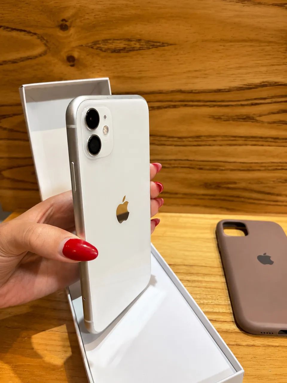     iPhone 11 Muito Novo - Impecável! - Foto 2