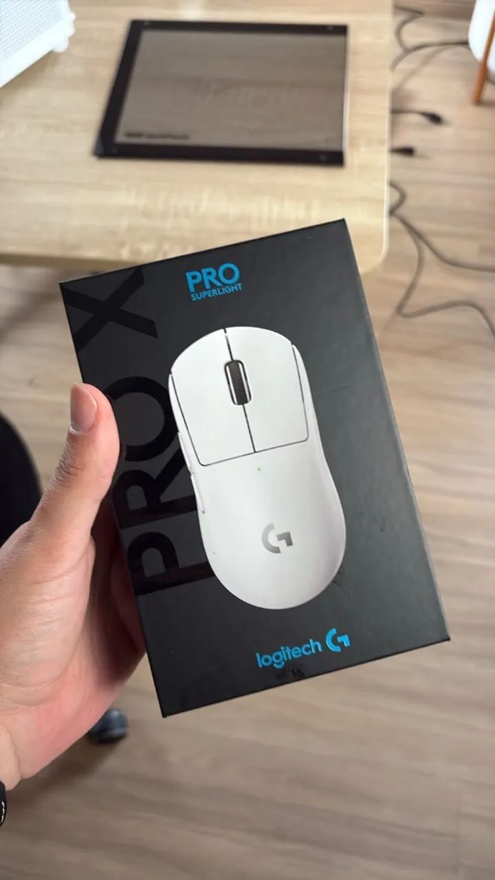 Mouse Gamer Sem Fio Logitech G PRO X SUPERLIGHT - Branco
