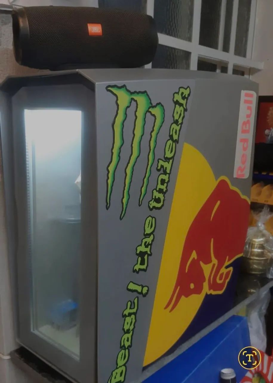 Frigobar Red Bull  