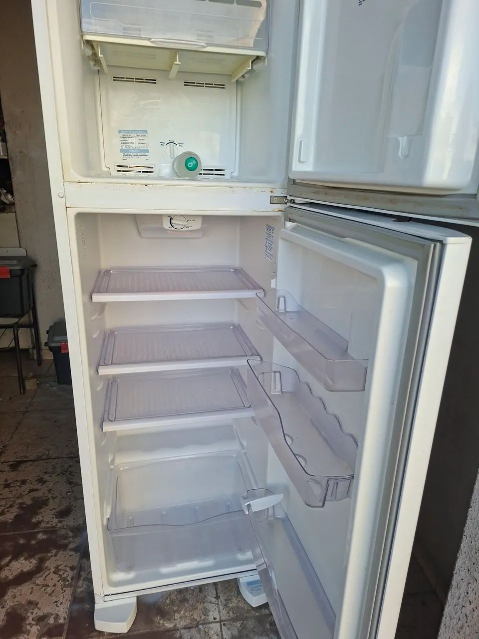 Vendo geladeira  - Foto 2