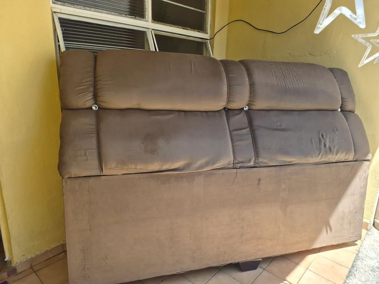 Cabeceira de cama king com baú  - Foto 3