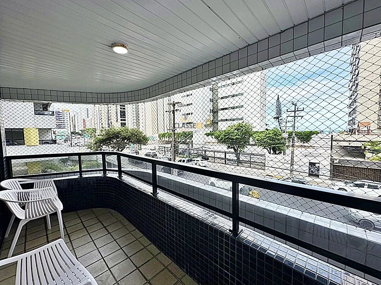 Apartamento 4 Quartos e 2 Vagas na Avenida em Piedade