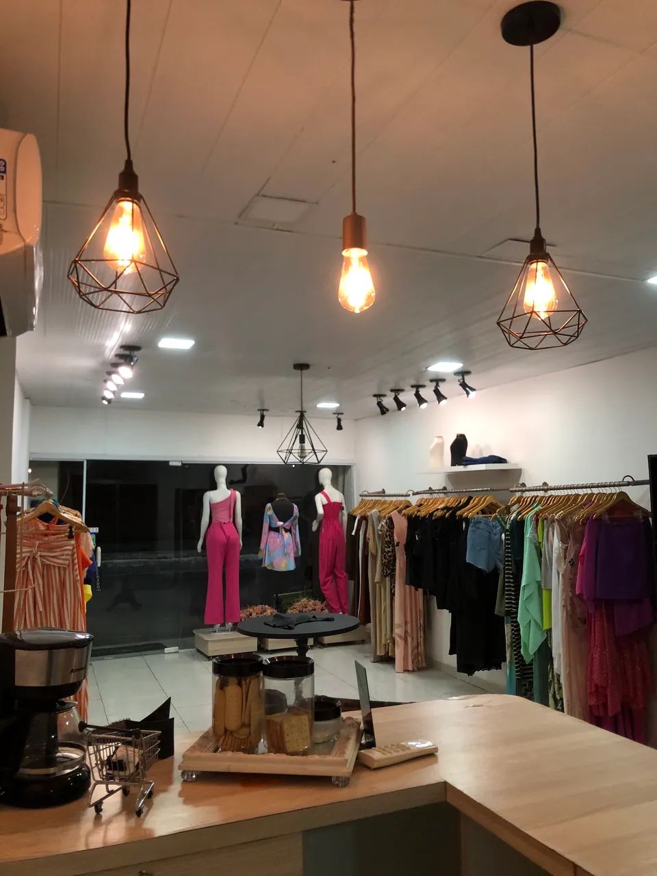 VENDE-SE LOJA COMPLETA/PRONTA - Foto 2