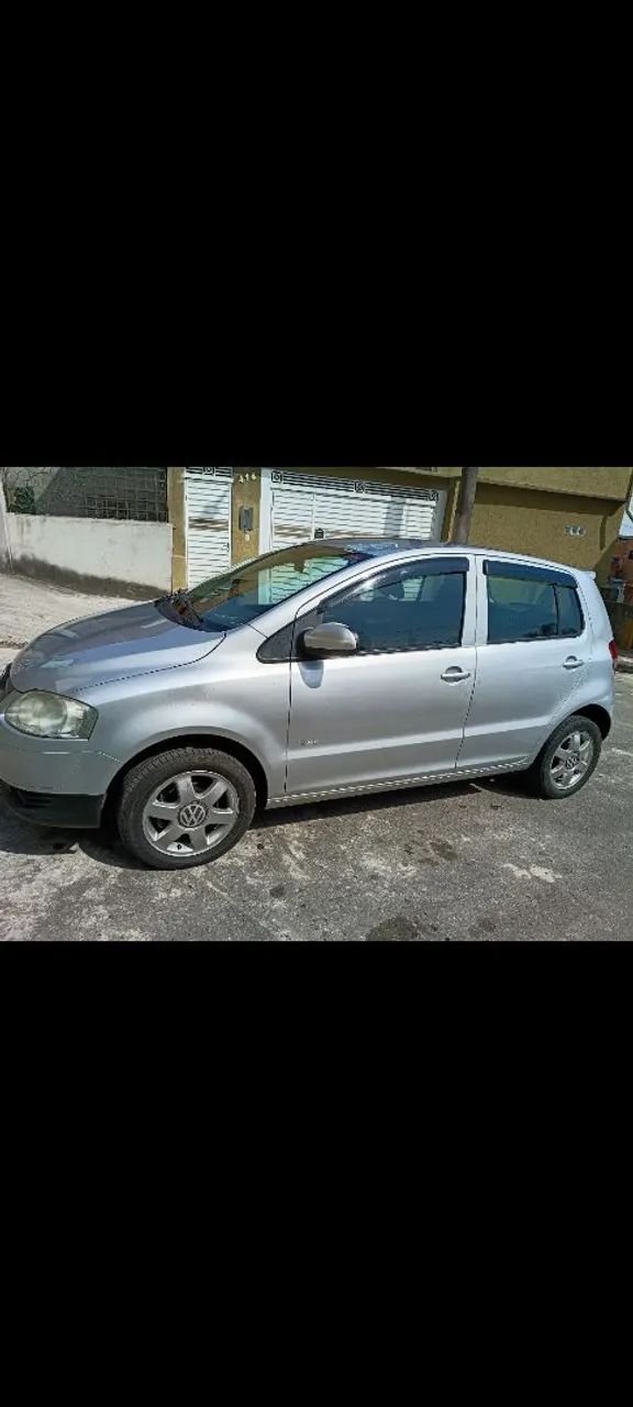 Volkswagen Fox Fox Plus 1.0Mi/ 1.0Mi Total Flex 8V 3p 2010