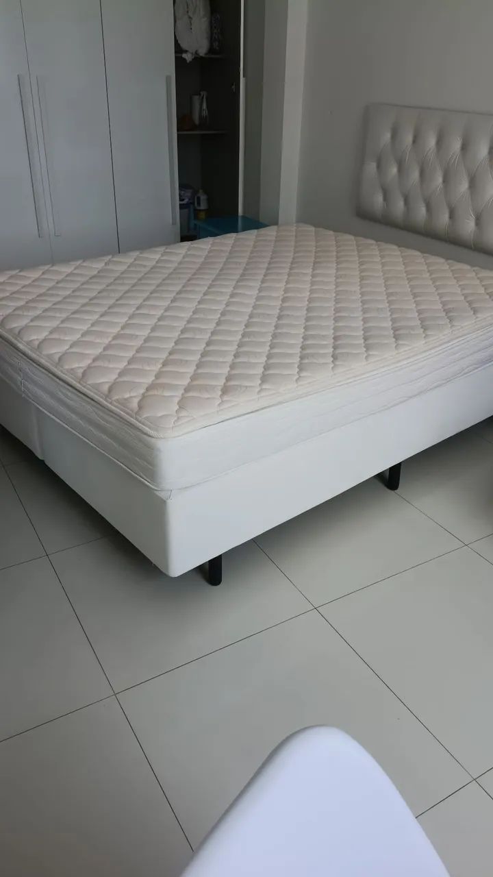 Cama queen 