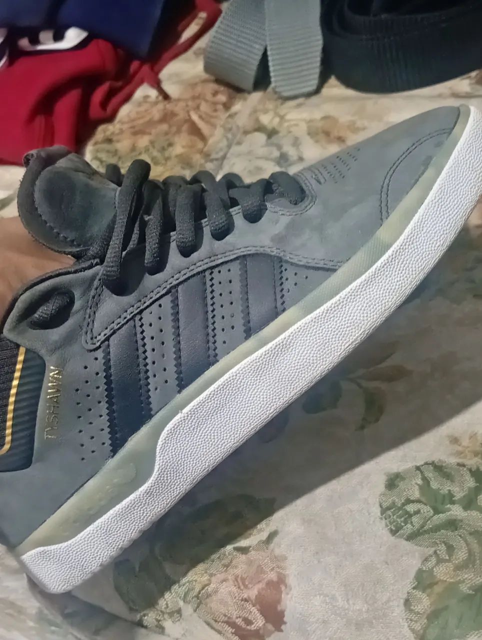 TENIS ADIDAS TYSHAWN  - Foto 2