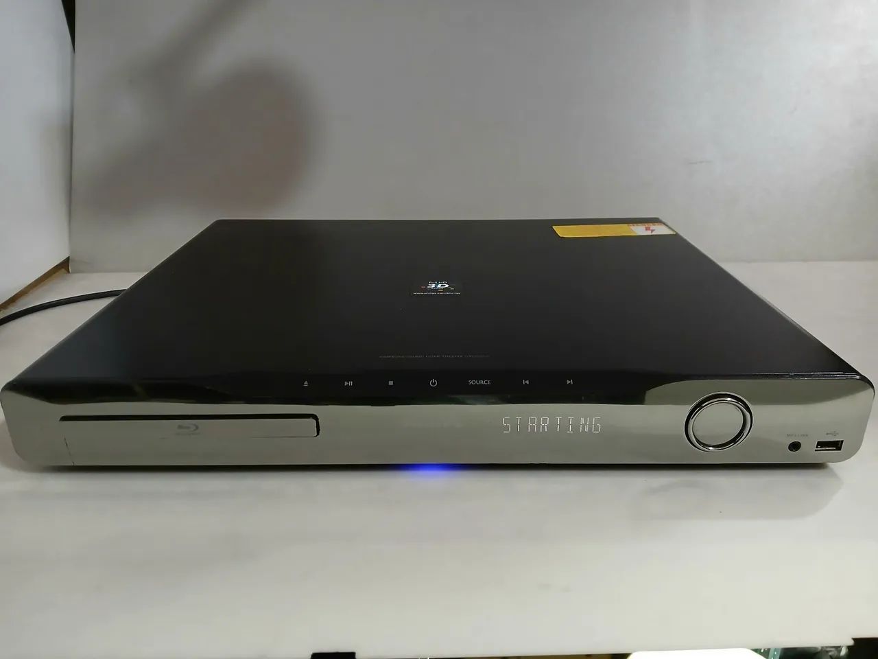 Home Theater Bluray Philips HTS5590W com defeito 