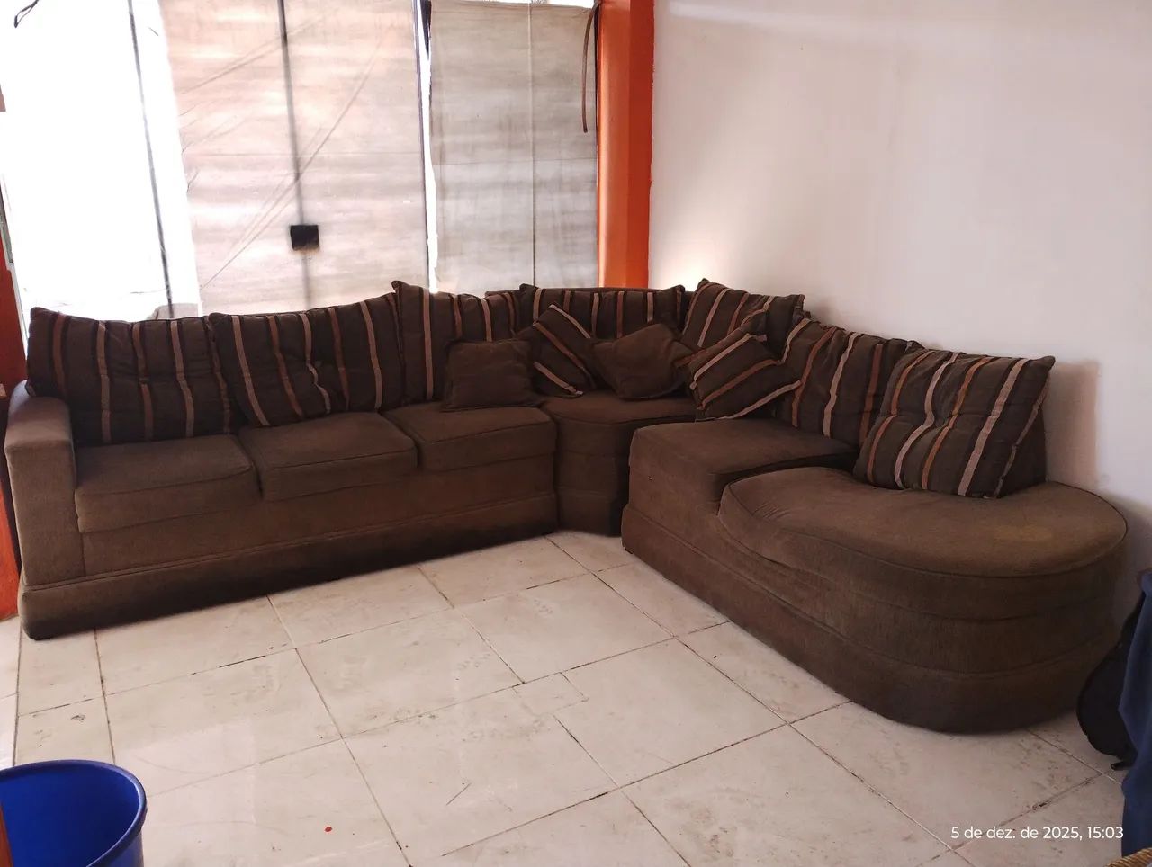 SOFÁ GIGANTE EM "L" 