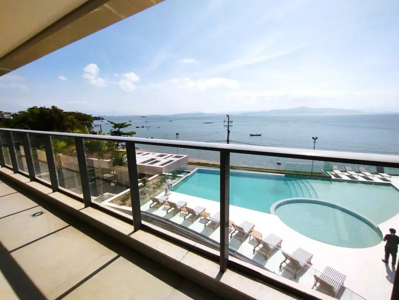 Apartamento com 3 suítes à venda em Cacupé - Florianópolis