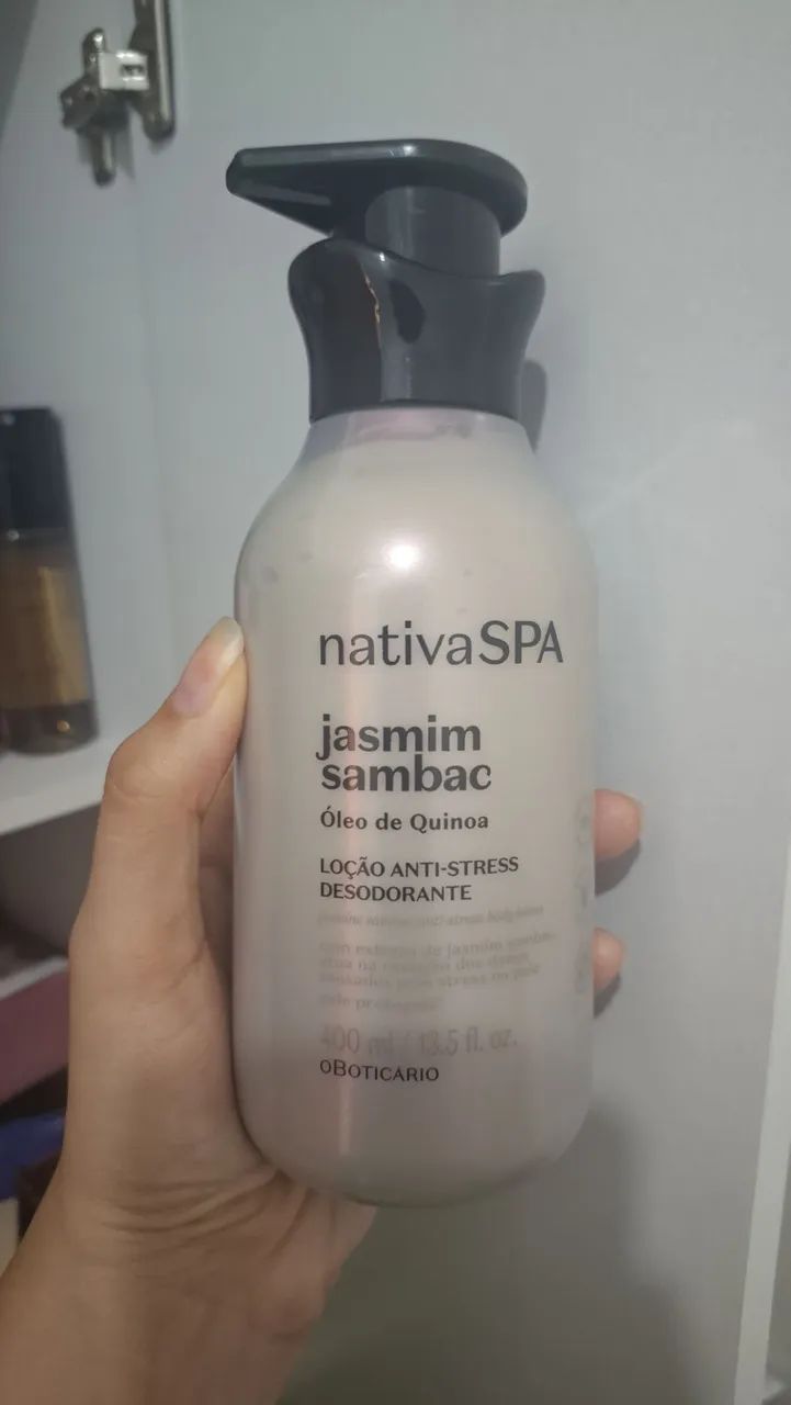 Hidratante Jasmim Sambac oboticario 