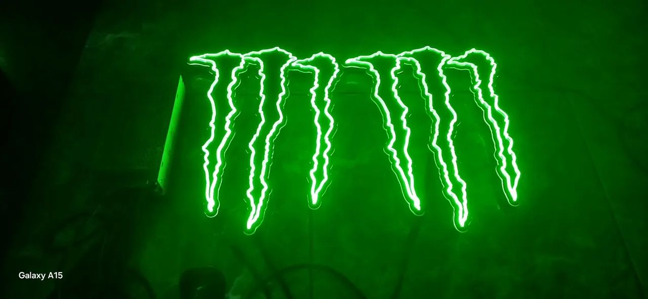 Garra Monster luminoso  - Foto 2