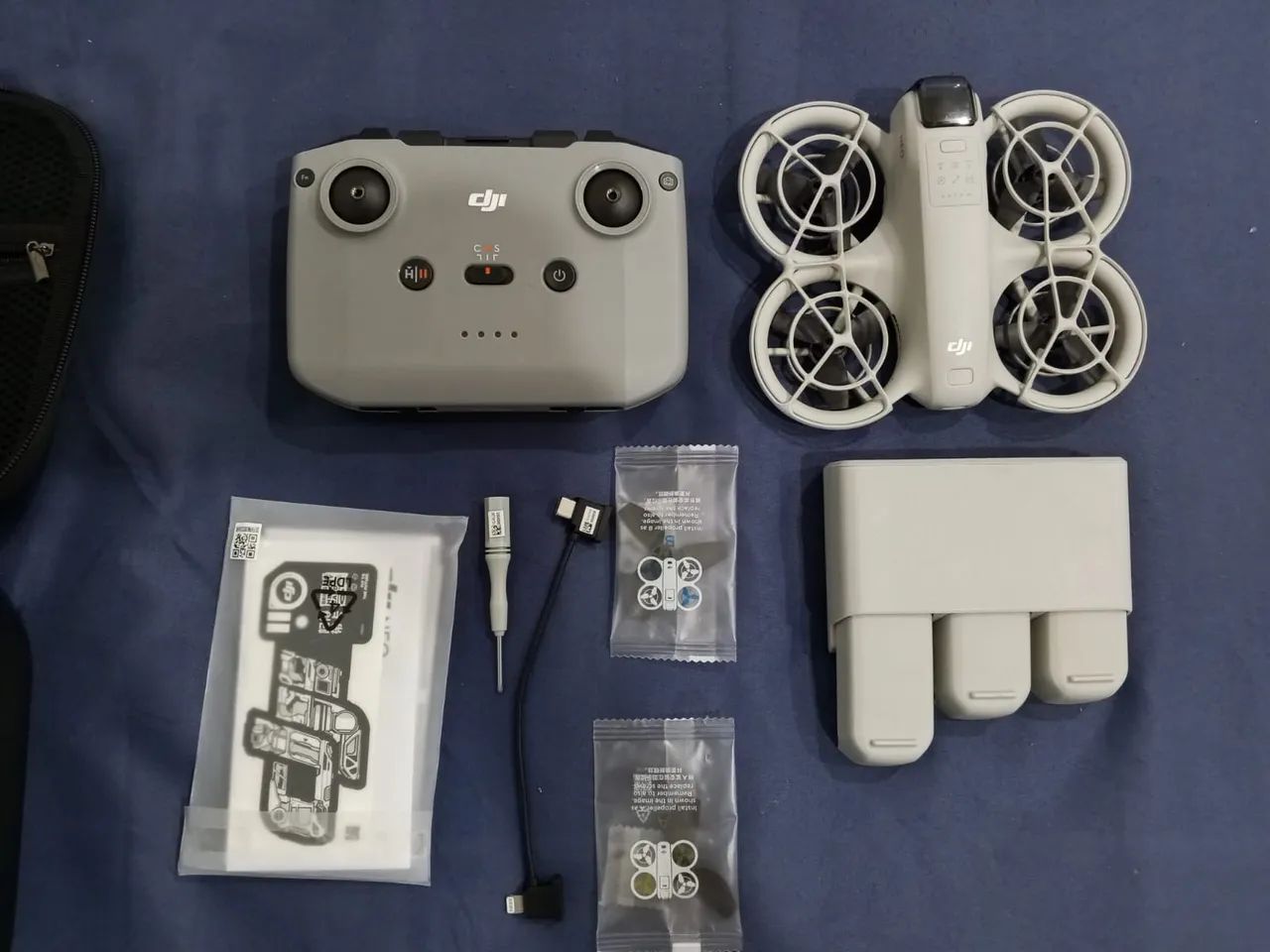 Vendo Drone DjI Neo Fly More combo BR DJI051 em excelente estado. - Foto 2