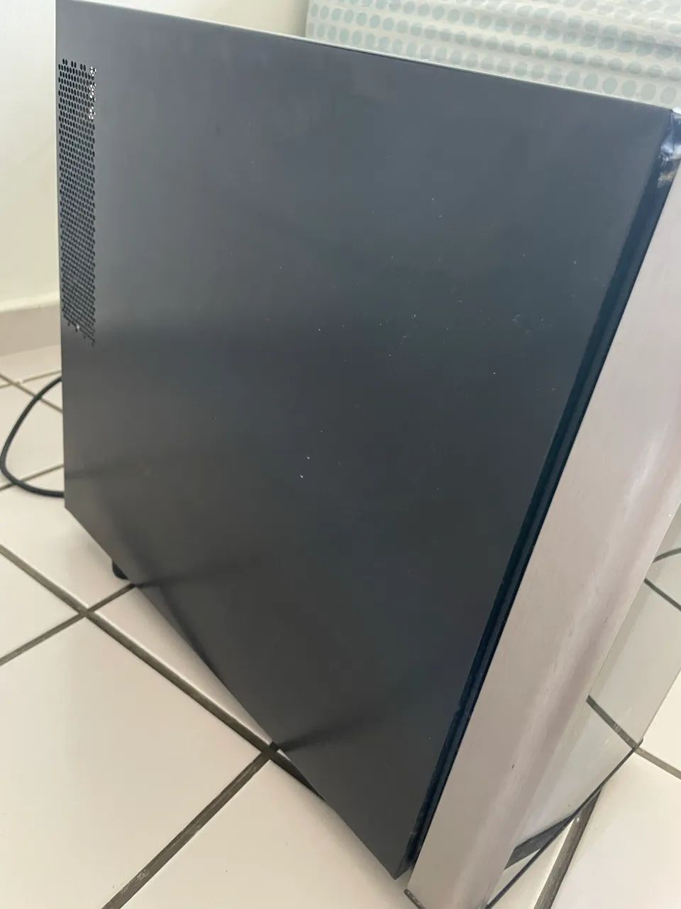Adega climatizada Electrolux 
